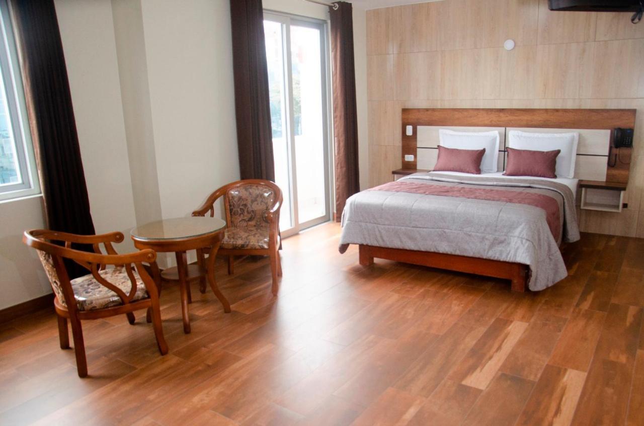 Martinika Hotel Lima Buitenkant foto