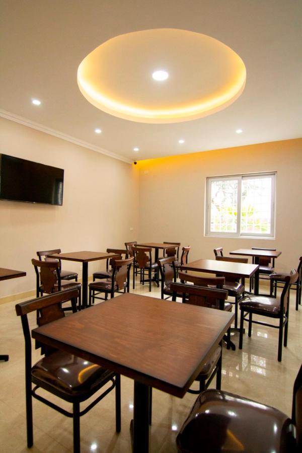 Martinika Hotel Lima Buitenkant foto